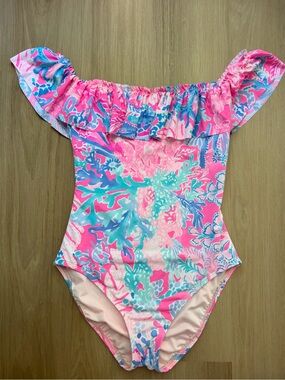 Lilly Pulitzer Pink Tropical Floral Off Shoulder One Piece Swimsuit Size 4